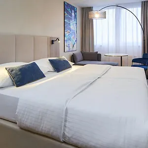 Orea Pyramida 4* Prague